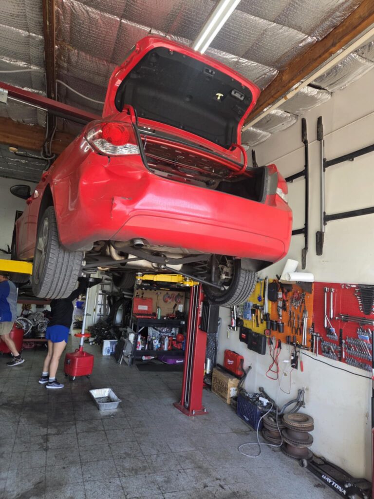 auto-lift-rental-in-phoenix-two-post-lift